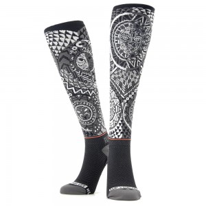 Flippos Compression Stocking - Ka Mate 翻轉運動壓力襪 - 戰舞 (pair)